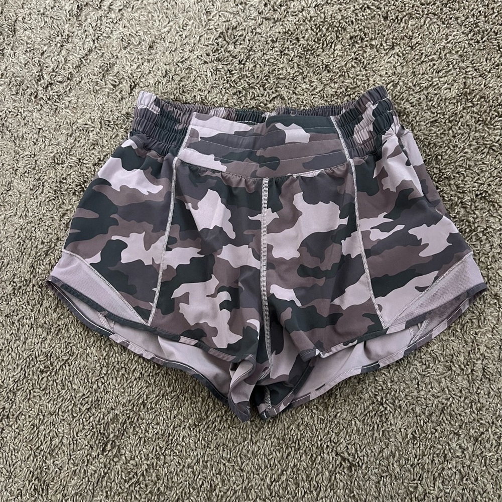 Lululemon Hotty hot shorts